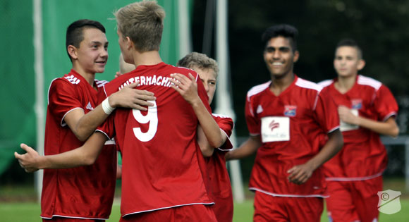 Enttäuschte U19, zufriedene U15