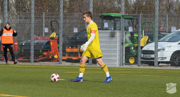 Kapitän Schmid hält U19-Sieg fest – U16 unterliegt nach Führung
