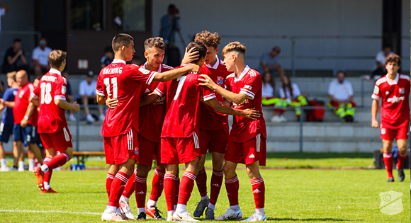 U17 schlägt Fürth, U19 mit Lastminute-Niederlage